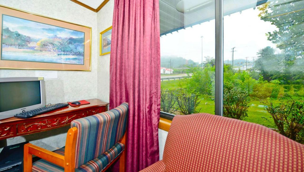 M Star Hotel Covington מראה חיצוני תמונה
